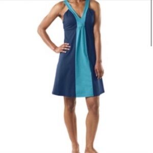 Patagonia Corrine Northern Lights Blue quick dry midi dress “XS” fits Small